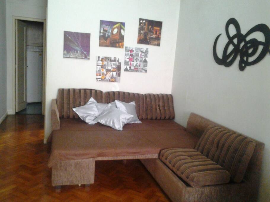 Foto antiga, apenas para melhor visualização do sofá cama