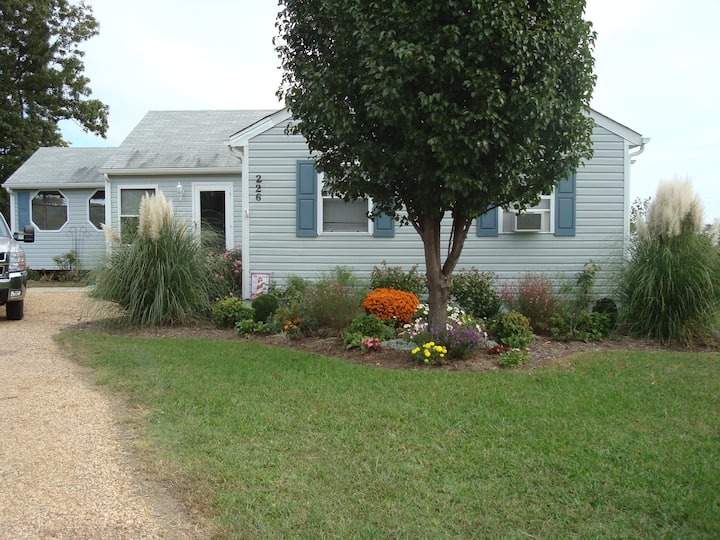 Waterfront FamilyFriendly Home Improved for 2023 Houses for Rent in