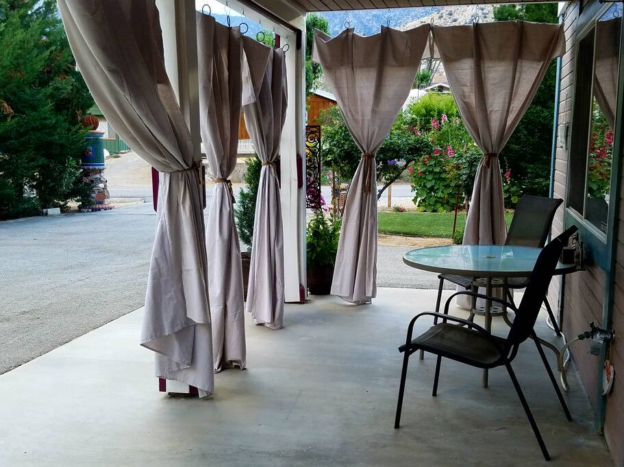 Earth Suite Patio