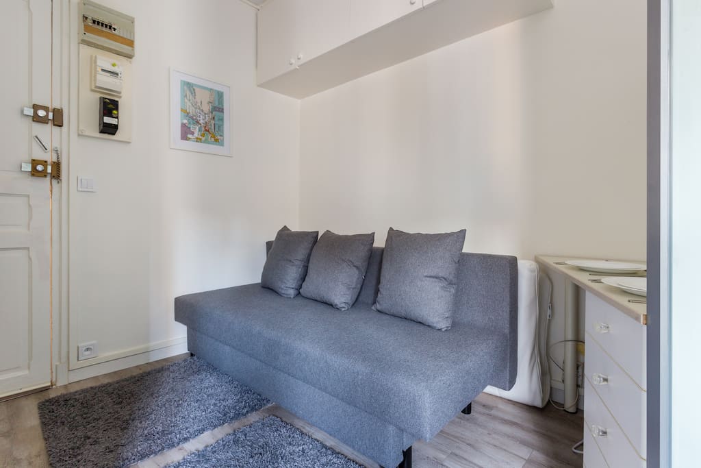 Double sofa bed / Canapé-lit double