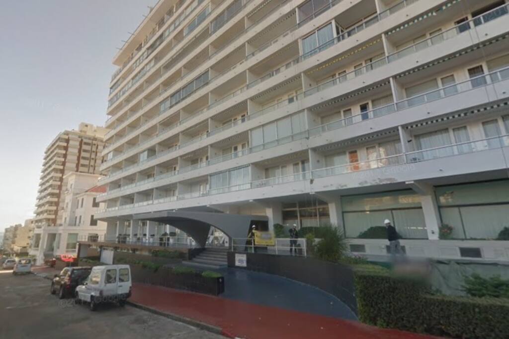 El edificio.