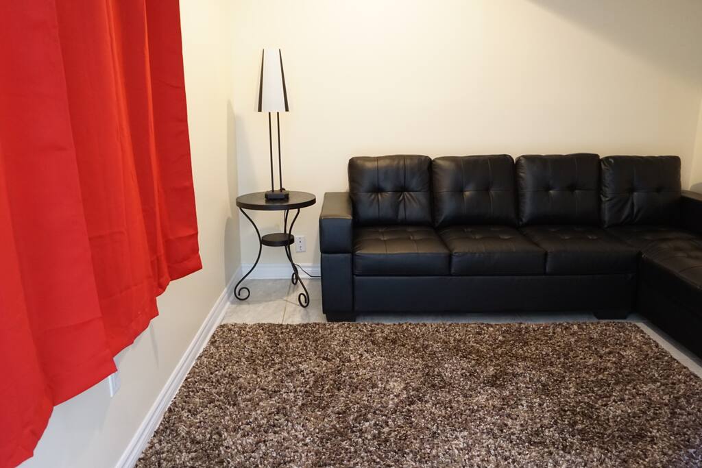 Living Room - Great place to wind down after a long day.