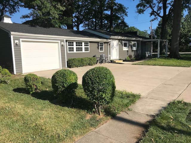Aaa Lawn Garden Shoots Choosing The Right Cedar
