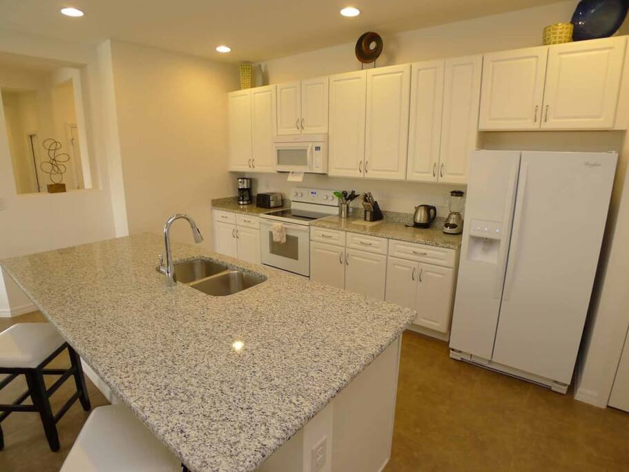 2641 rosemont circle, providence (6).jpg