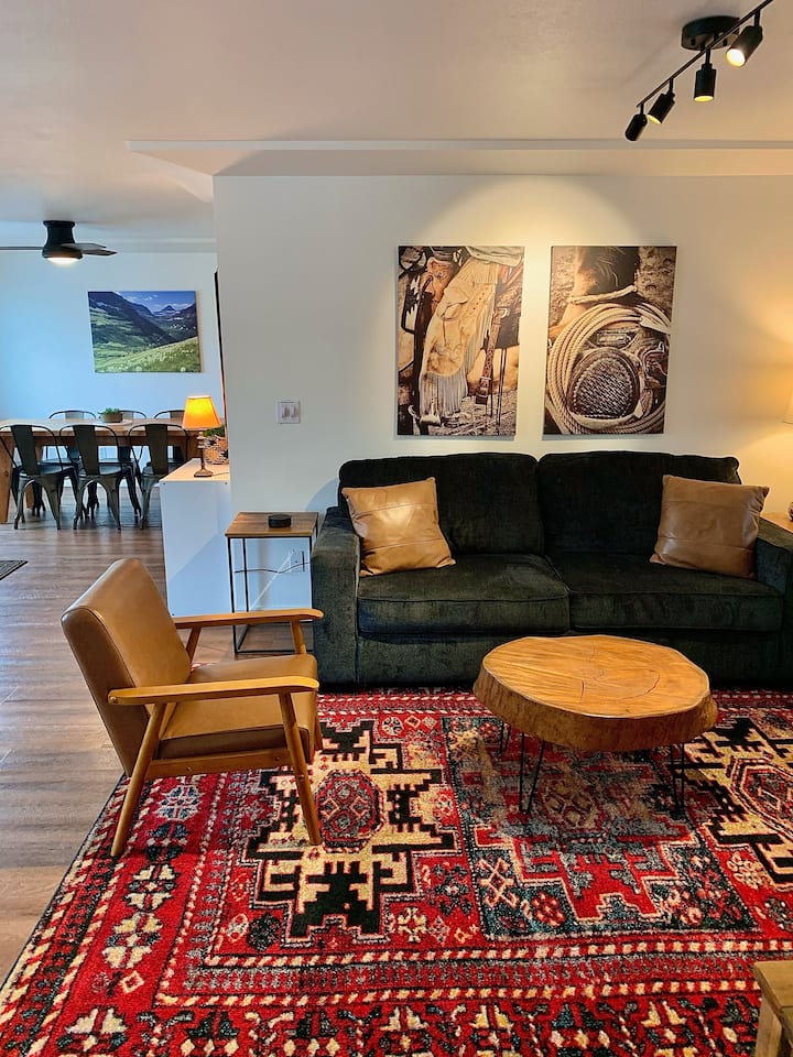 Your Adventure Starts Here! Uptown House C. Falls! Houses for Rent in Columbia Falls, Montana