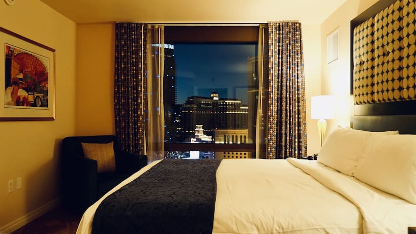 Luxury 2BR/2BA Penthouse Villa on Las Vegas Strip