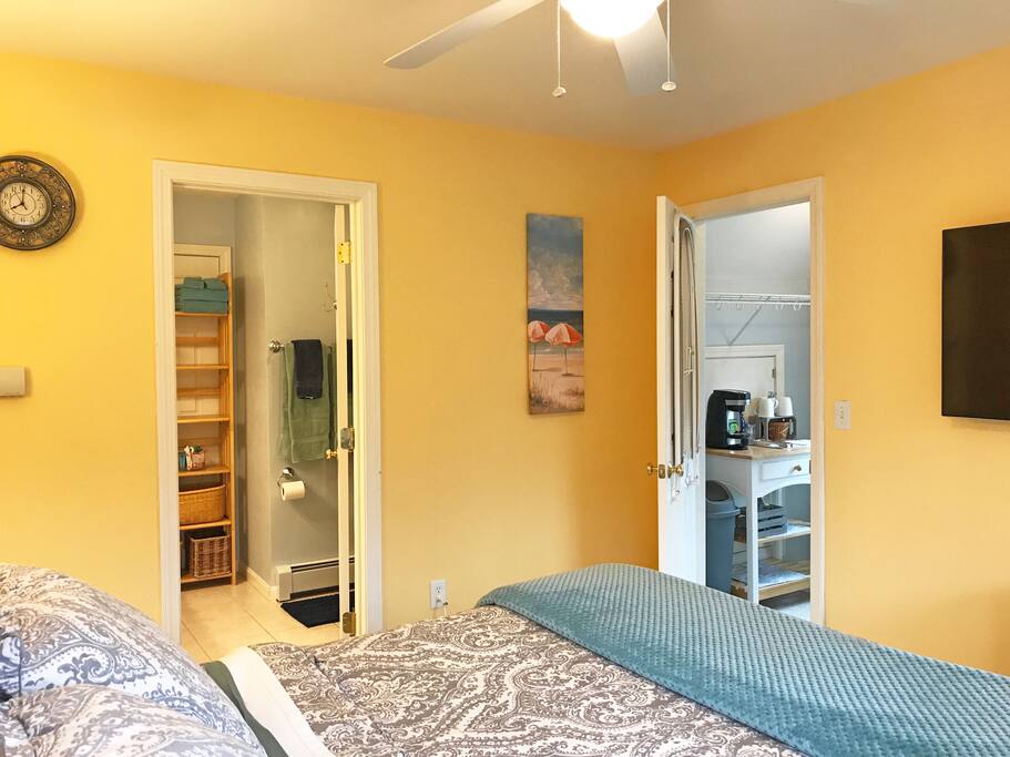 From windows, looking into ensuite bath and walk in closet.