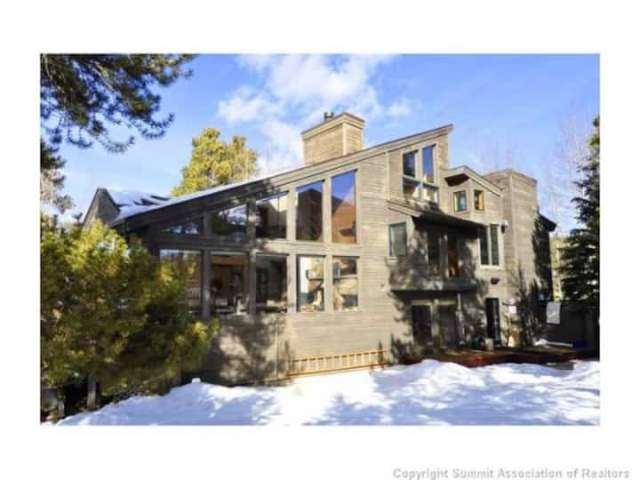 Historic Breck Walk to everything Houses for Rent in Breckenridge