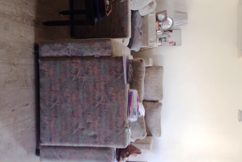 Living room W TV