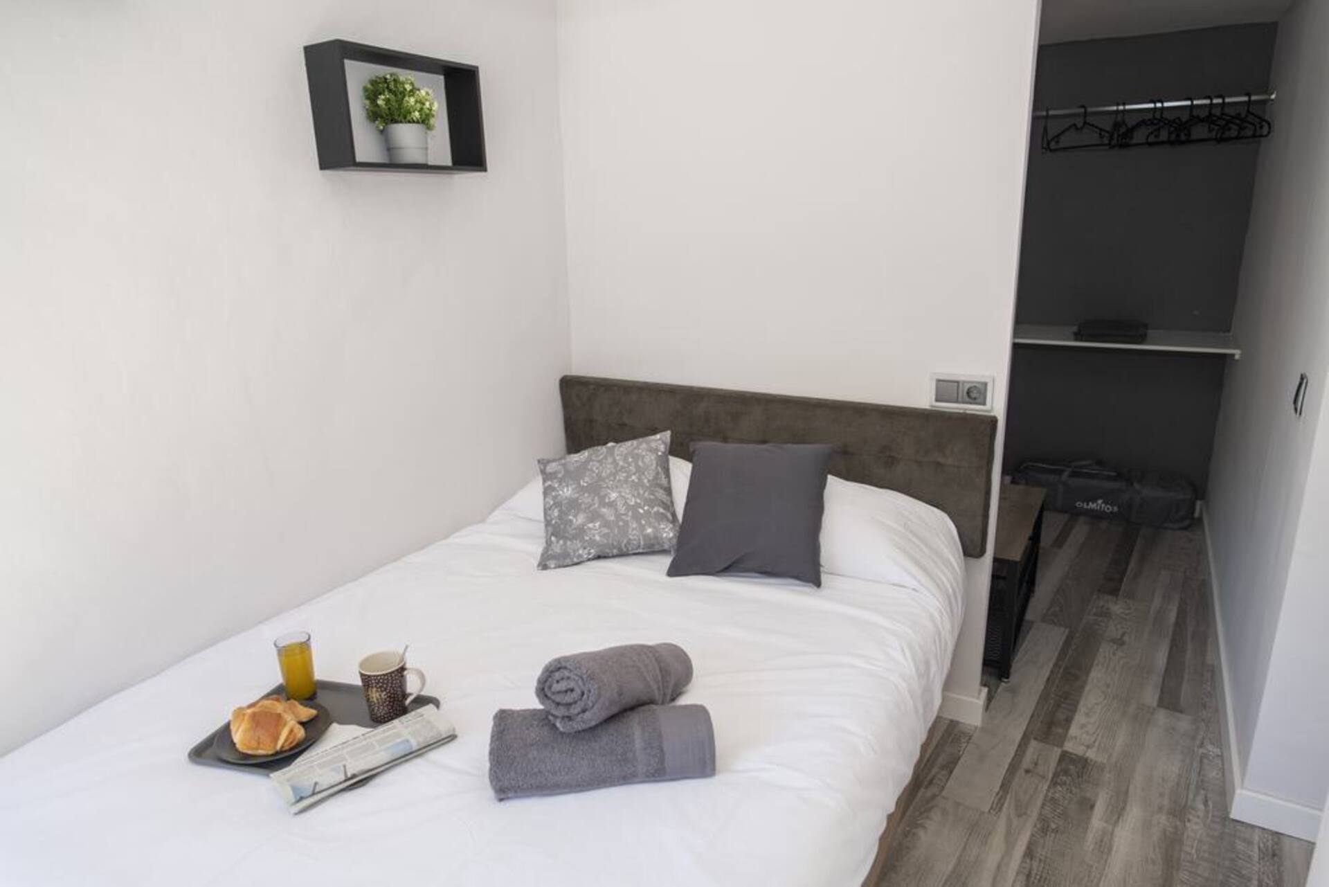 Elegante Apartamento para 5 en el centro de Cáceres con wifi — photo 4