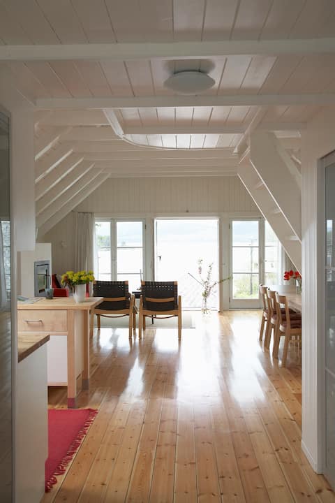 Successful Airbnb property: The Icehouse - peaceful by the fjord, near Bergen in Askøy