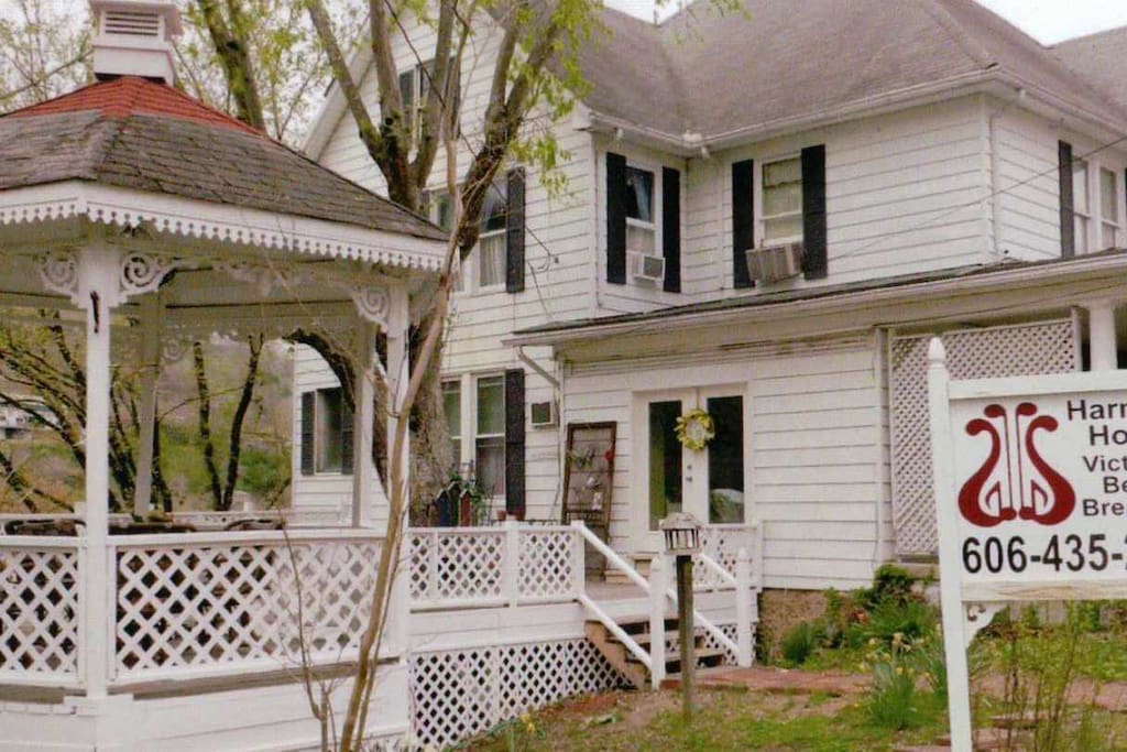 Check out our website
harmonyhousebedandbreakfast.net