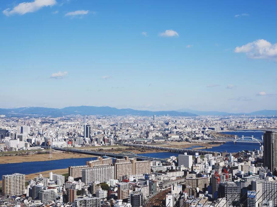 大阪梅田车站旁边欣赏大阪360度全景的高空室外展望台 大阪旅游攻略 尽在airbnb爱彼迎