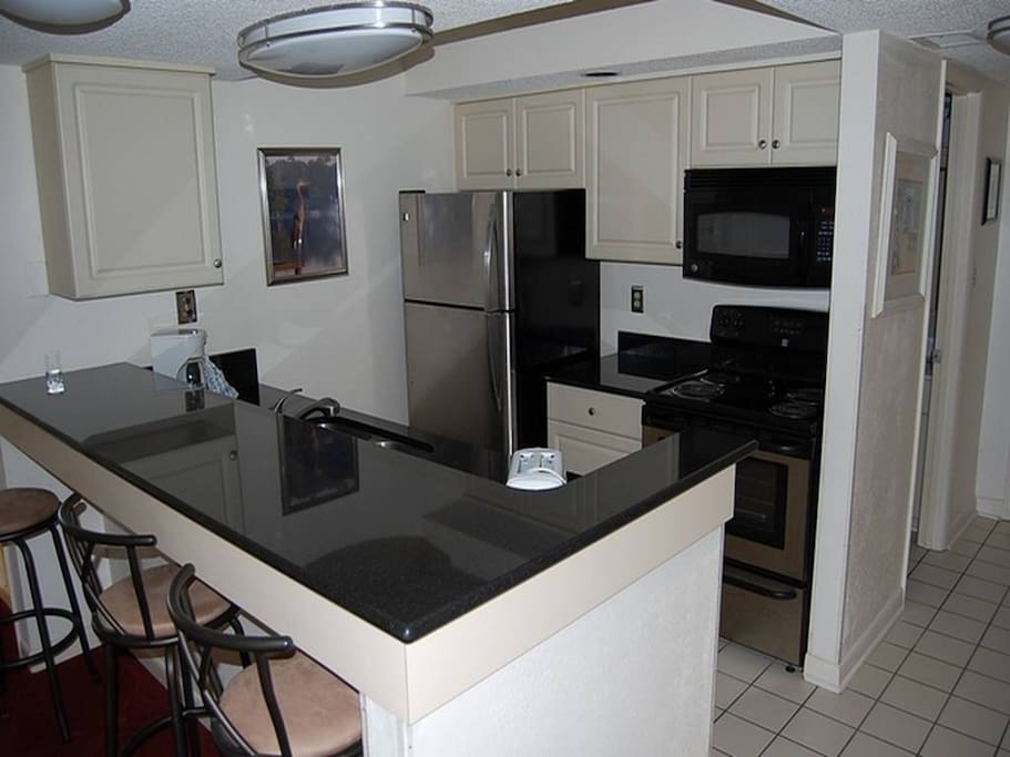 Microwave,Oven,Fridge,Refrigerator,Chair