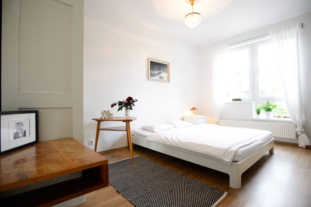 Main bedroom (bed size 160x200)