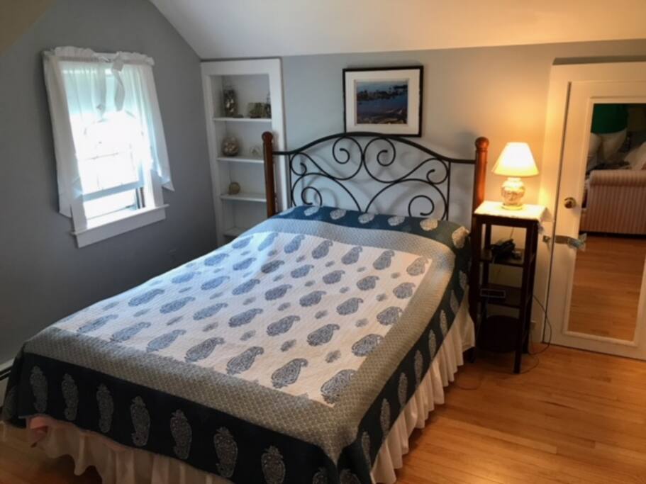 Queen Bed