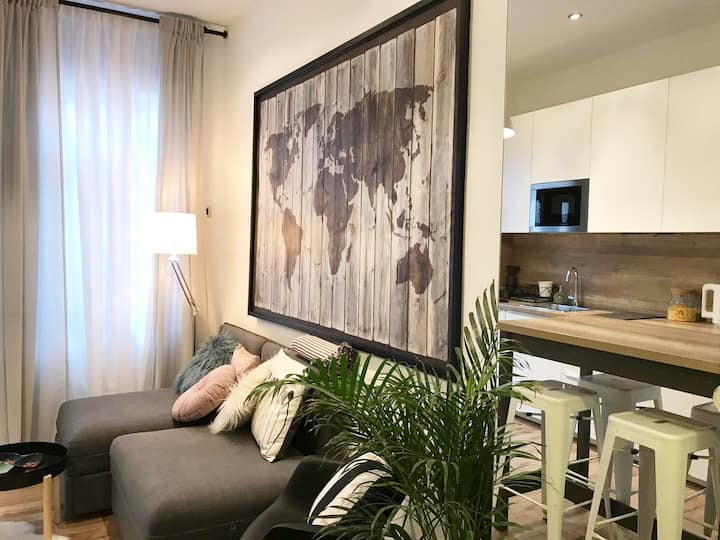 Sala de estar con sofá cama