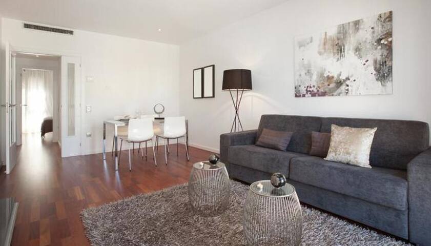 Beautiful flat in Eixample 5 gallery image 3