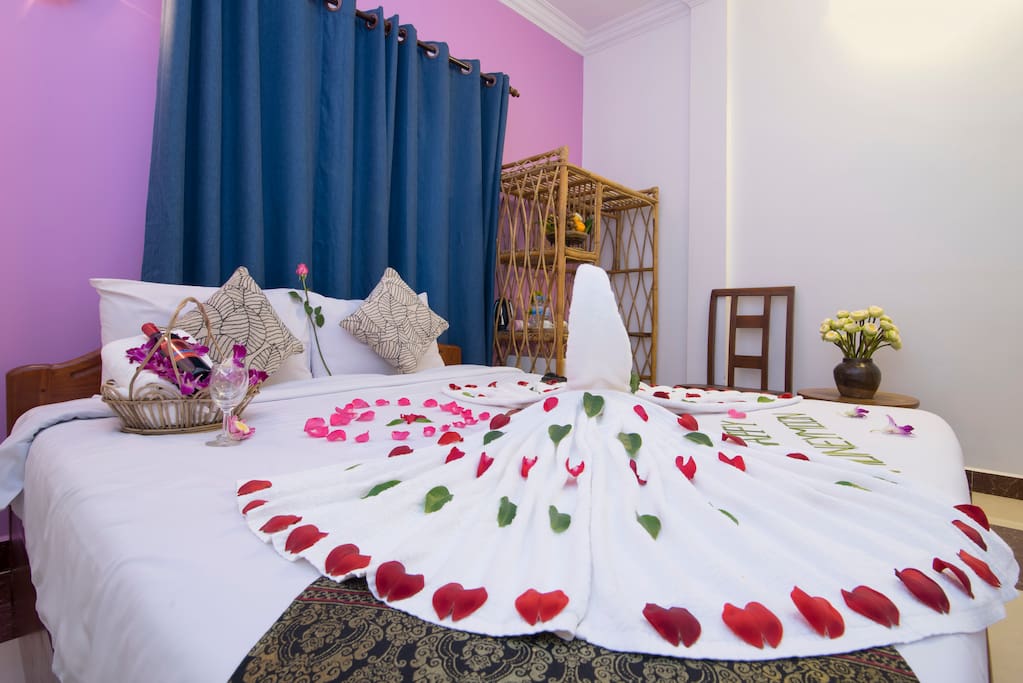 Bed room & decoration