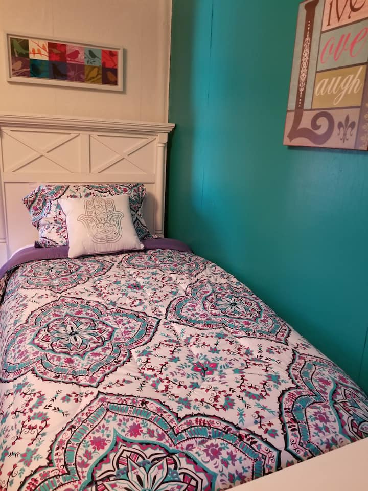 Peoria Vacation Rentals & Homes Illinois, United States Airbnb