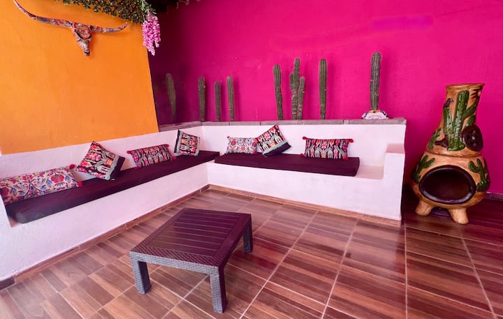 Spacious Cabo Villa Ocean View, Pool & Sleeps Many - Cabo San Lucas