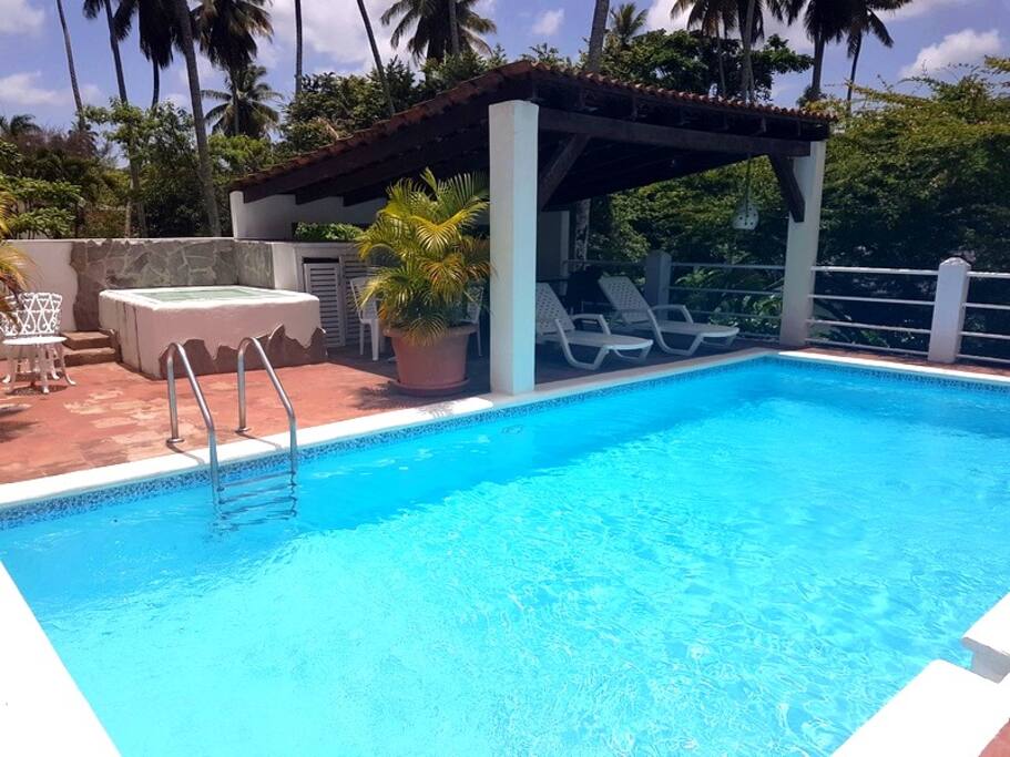 Pool / Piscina