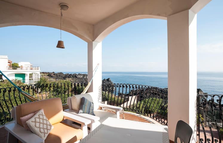 Seaside apt in Stazzo (Acireale)