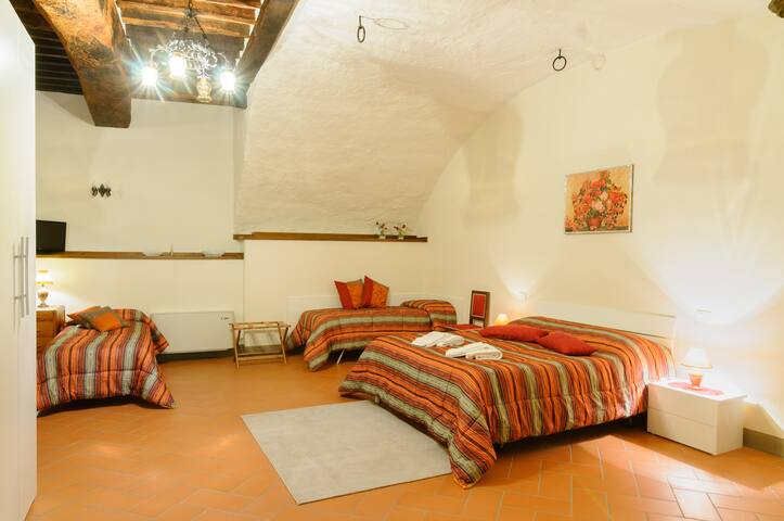 B & B IL NIDO DI TURAN "LA RUOTA"