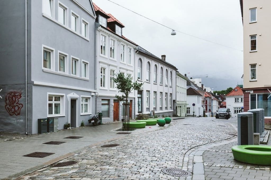 Charming neighbourhood in the heart of the city