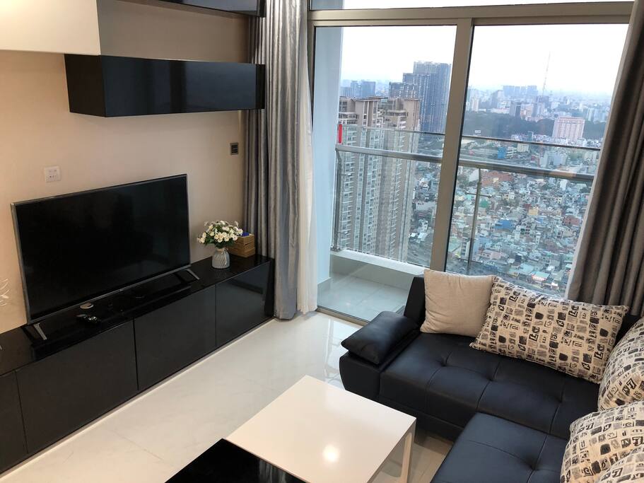 From the living room can see the city view