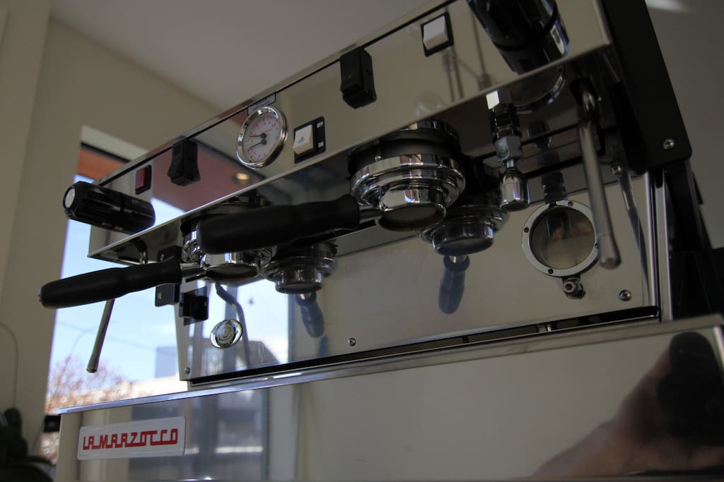 LaMarzocco Linea and a professional Barista at your disposal!