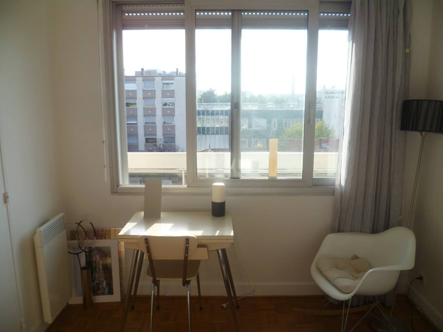 Vue depuis la chambre. View from bedroom