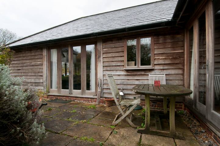 The Oak Barn Danehill Cabins For Rent In Haywards Heath Sussex
