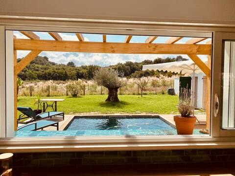 Old renovated farmhouse,pool, 900 m from the beach