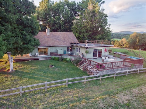 2 miles from VA Horse Ctr. 5 m to VMI & W&L