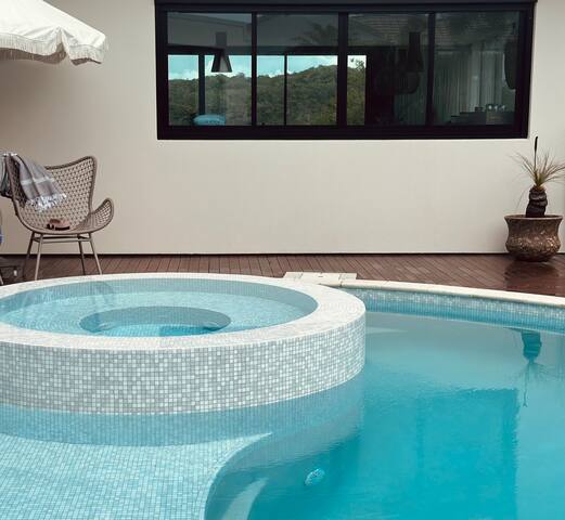 Luxury House in the Noosa National Park gallery image 5