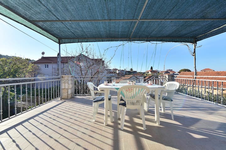 charming Dalmatian family house 