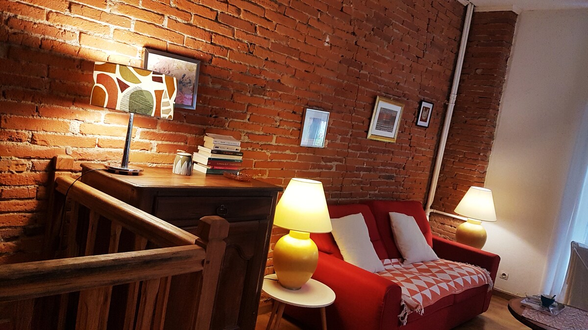 Top Airbnb: SMALL LOFT Toulousain Jean Jaurès Pk Free à Toulouse