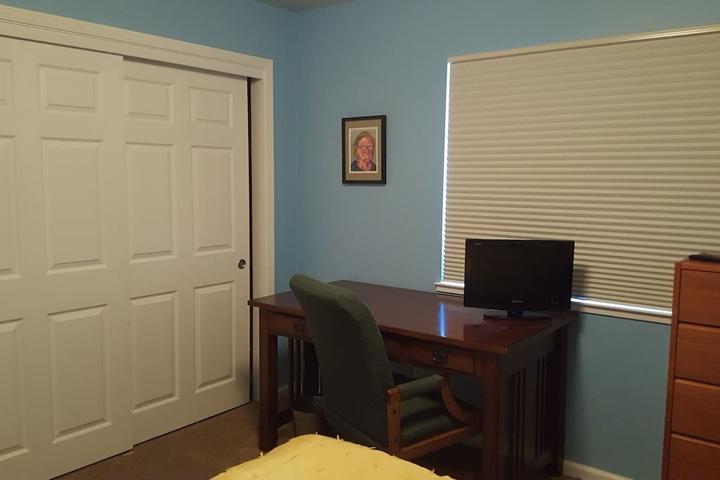 Desk and cable TV.