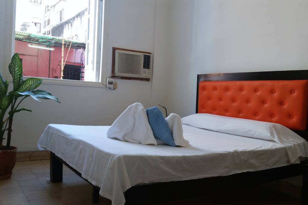 Otro dormitorio - Another bedroom - Zweites schlafzimmer