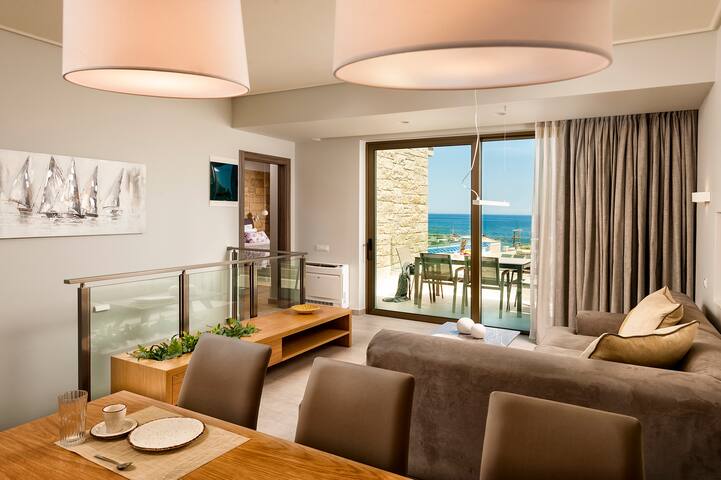 ELAND DREAM VILLAS VILLA AIOLOS gallery image 5