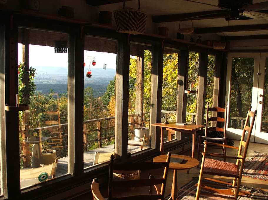 Massanutten Rustic Cabin with Views - Treehouses for Rent ...