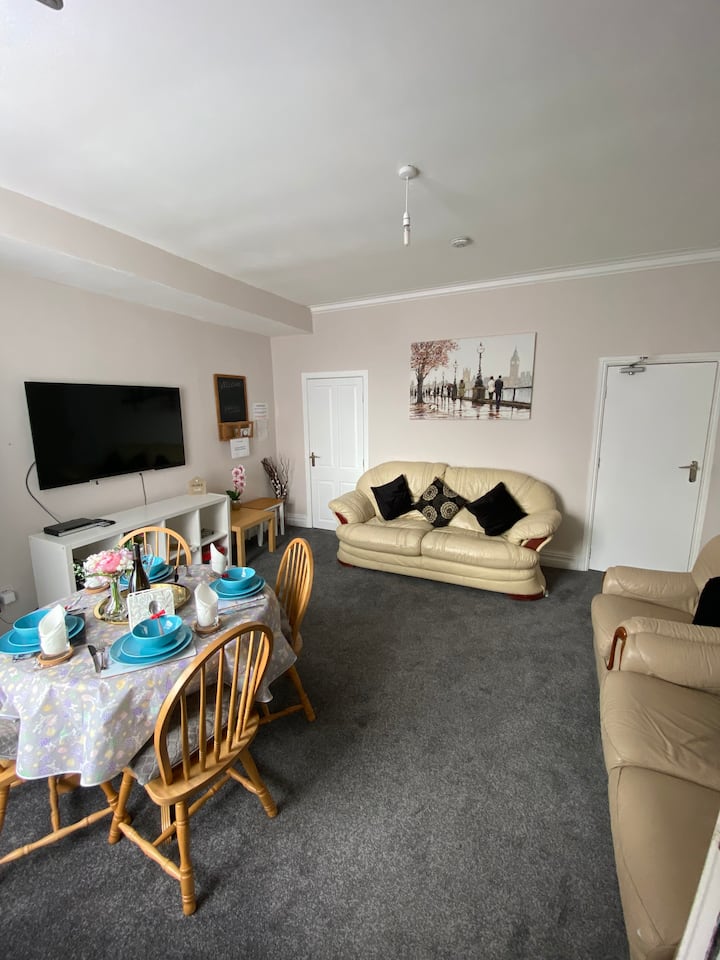 Amazing Airbnb Home. - Bradford