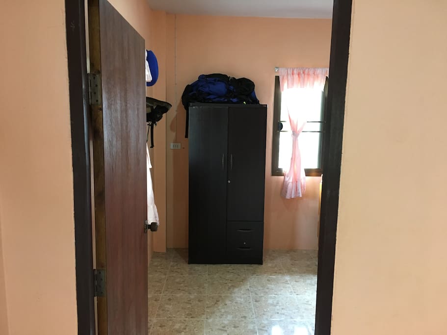 Room 1 with Fan