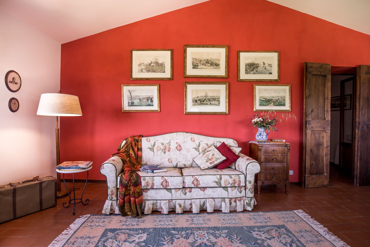 Annuncio Airbnb popolare: Farmhouse exclusive use Chianti area infinity pool a Certaldo