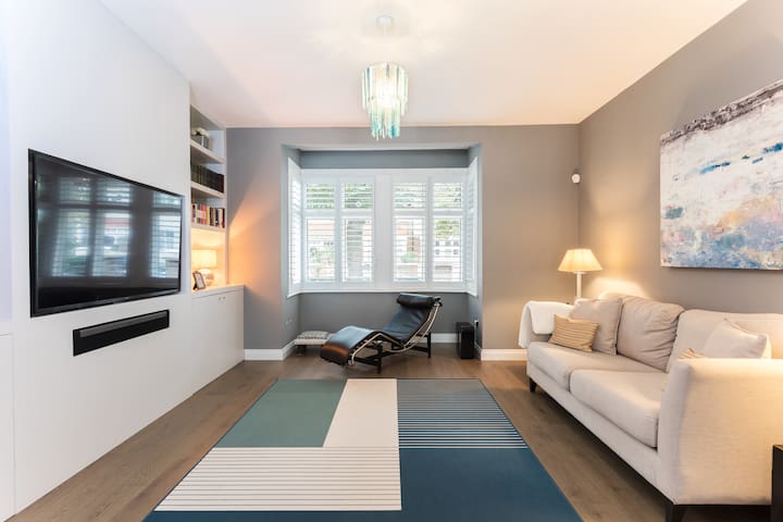 Newly modernised family friendly 3 bedroom home