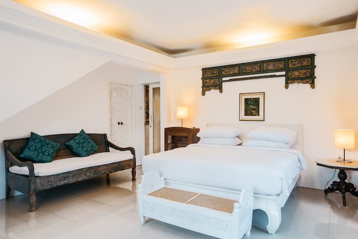 Საძინებლის ორადგილიანი საწოლი