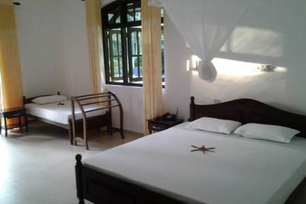 Bungalow 3 mit Zustellbett