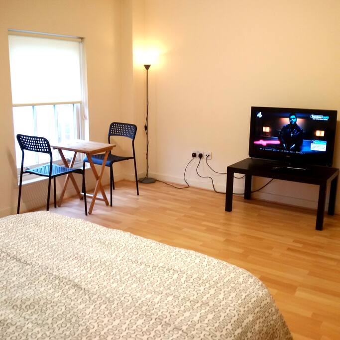 Laptop table & TV