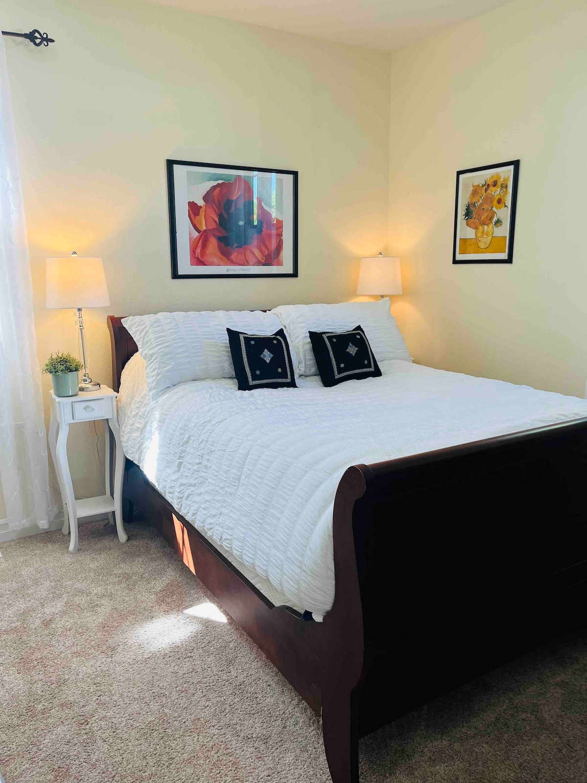 1号卧室主楼标准双人床